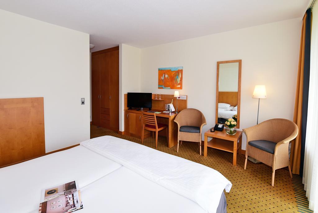 Hotel Am Kurpark Brilon Exterior photo