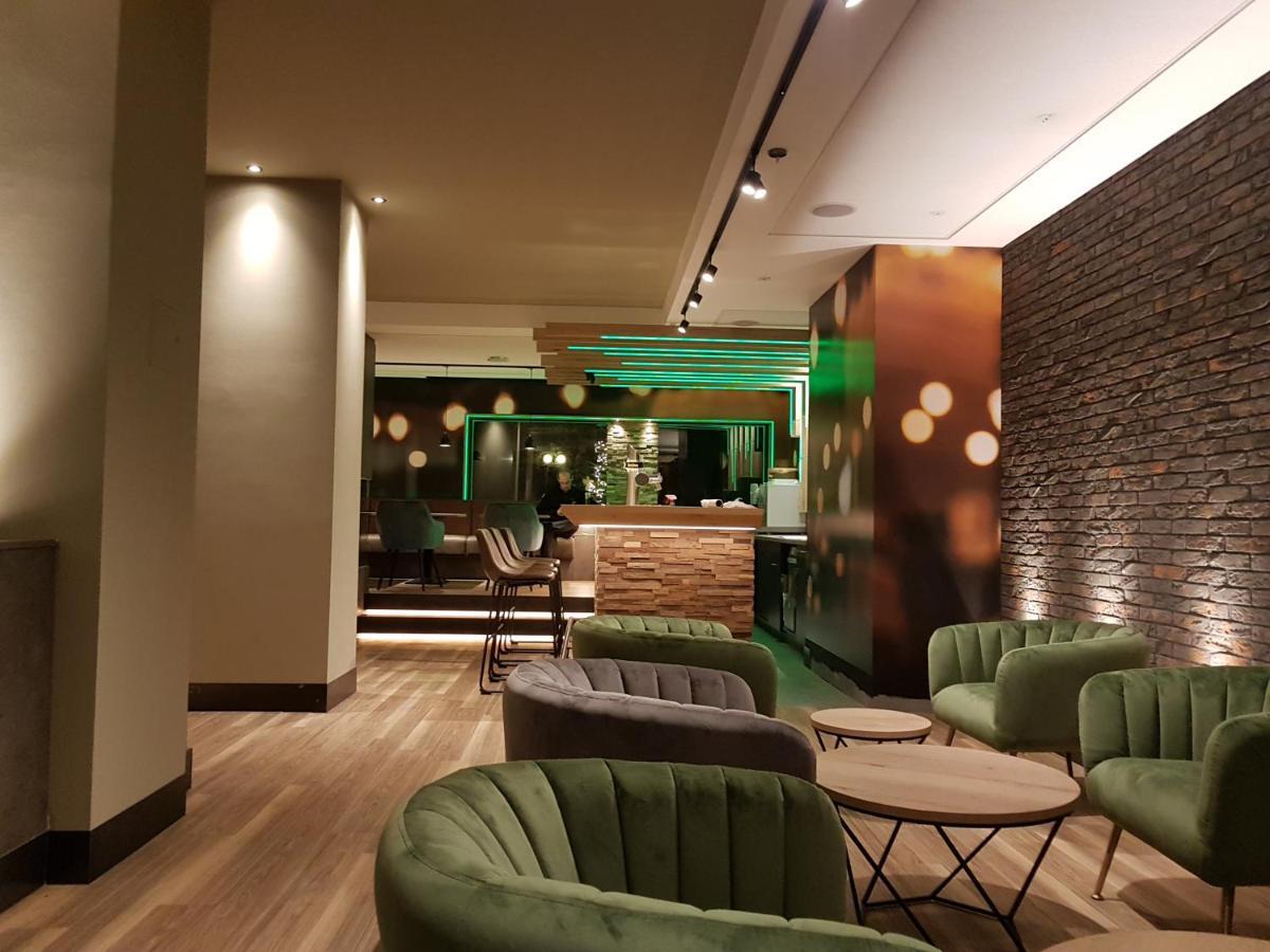 Hotel Am Kurpark Brilon Exterior photo